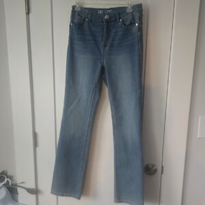 DG2 by Diane Gilman Blue 'Uplifter' Straight Leg Jeans